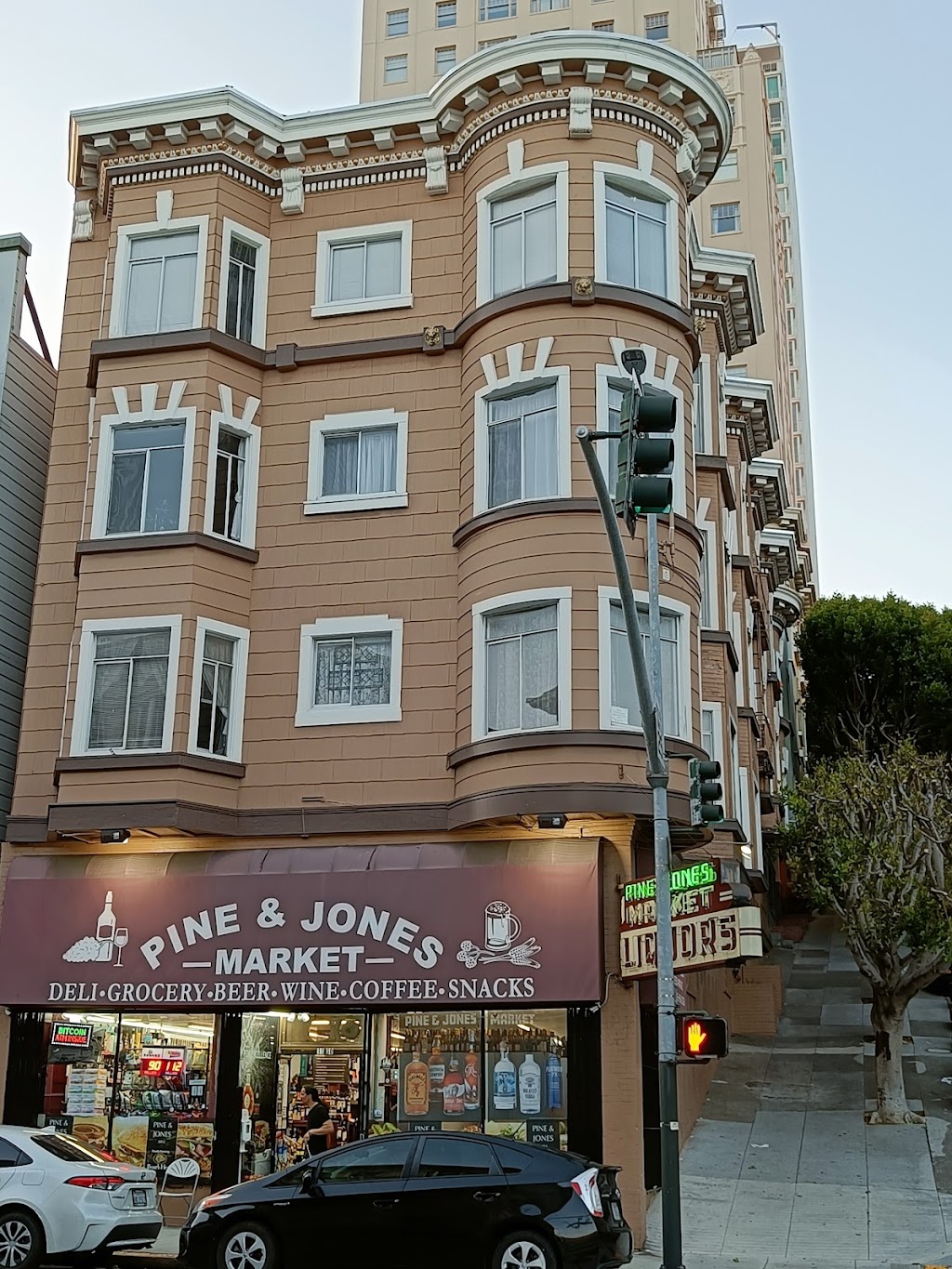 Pine & Jones Market | 1100 Pine St, San Francisco, CA 94109 | Phone: (415) 240-2876