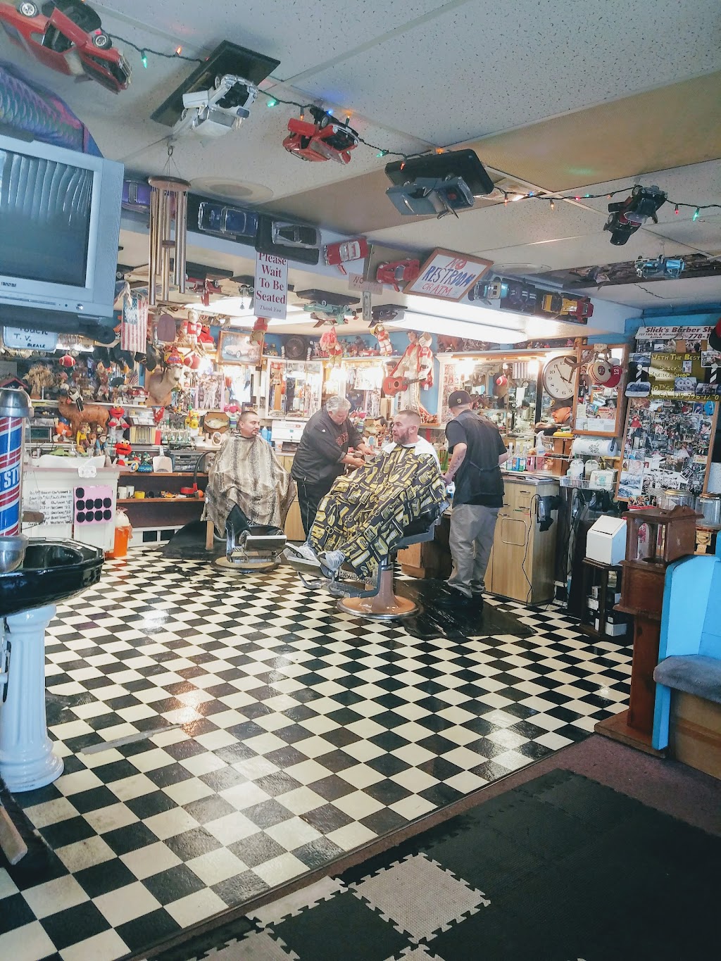 Slicks Barber Shop | 727 W 10th St, Antioch, CA 94509 | Phone: (925) 778-1230
