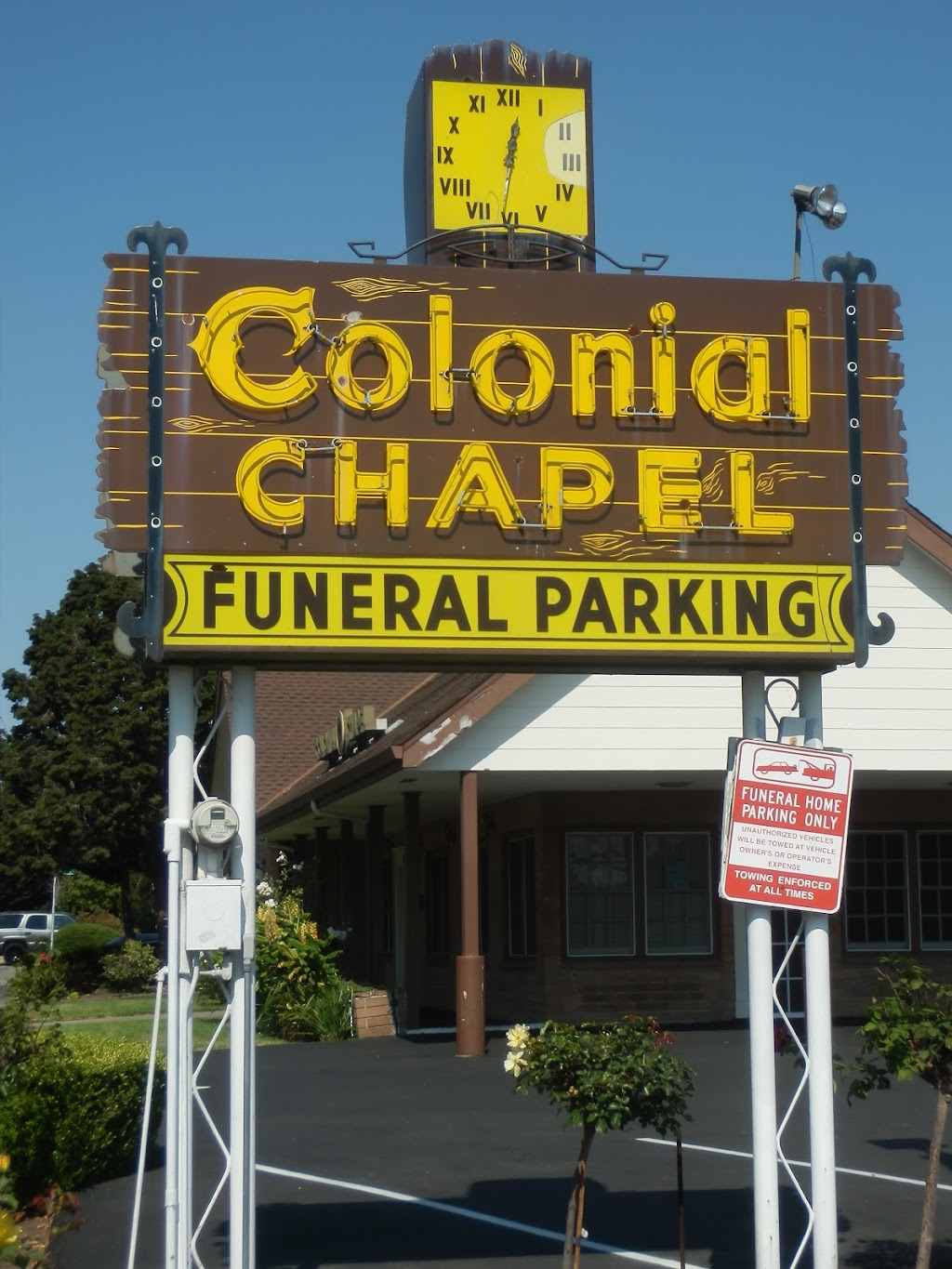 Colonial Chapel | 2626 High St, Oakland, CA 94619 | Phone: (510) 536-5454
