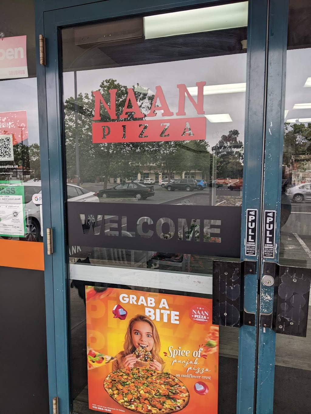 Naan pizza | 6221 Jarvis Ave, Newark, CA 94560 | Phone: (510) 894-1548