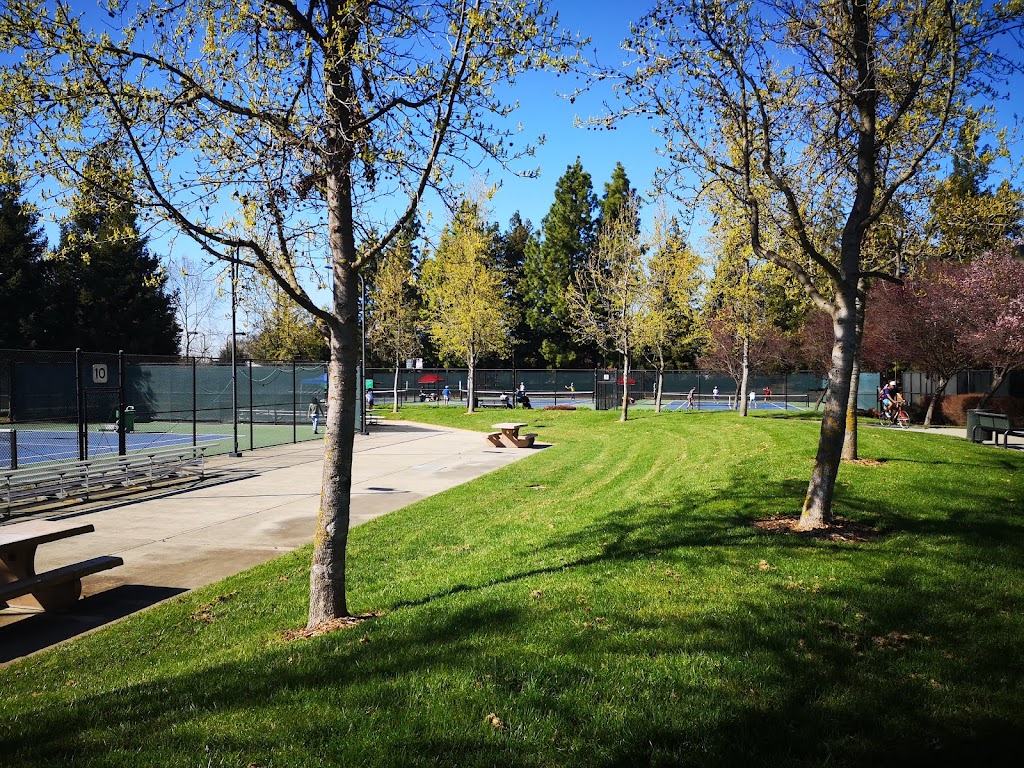Pleasanton Tennis Park | 5801 Valley Ave, Pleasanton, CA 94566 | Phone: (925) 931-3449