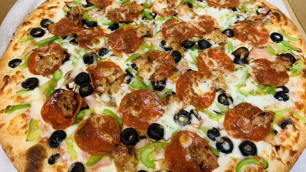 Giant New York Pizza | 2305 Springs Rd, Vallejo, CA 94591 | Phone: (707) 554-3434