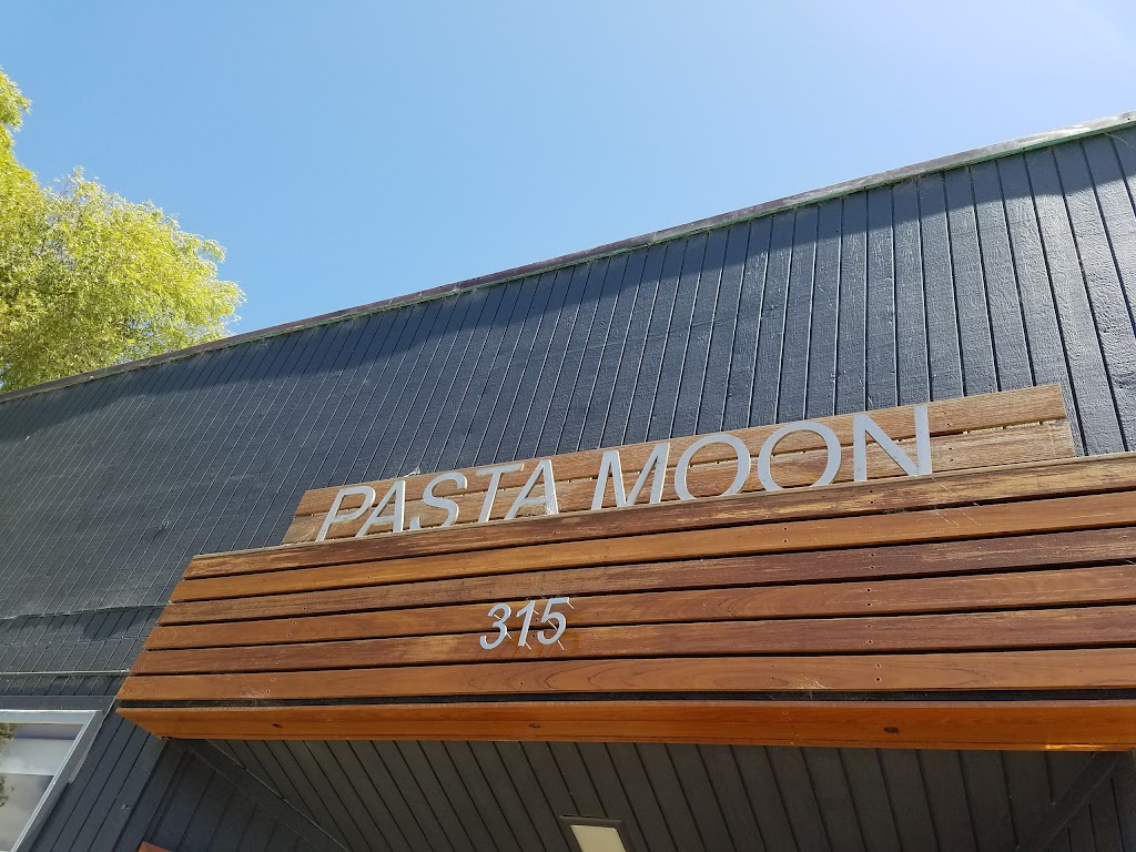Pasta Moon | 845 Main St, Half Moon Bay, CA 94019 | Phone: (650) 726-5125