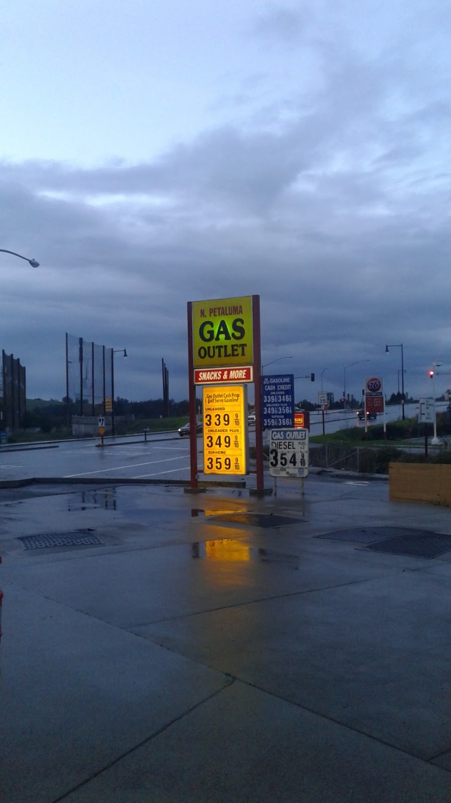 North Petaluma Gas Outlet | 4990 Petaluma Blvd N, Petaluma, CA 94952 | Phone: (707) 778-1271