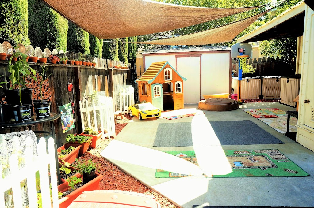 Sharmila Montessori House Of Children | 3300 Alpine Rd unit b, Portola Valley, CA 94028 | Phone: (650) 362-3320