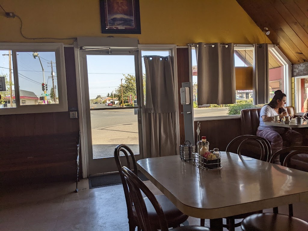 Annas Family Coffee Shop | 444 Jackson St, Hayward, CA 94544 | Phone: (510) 582-9185