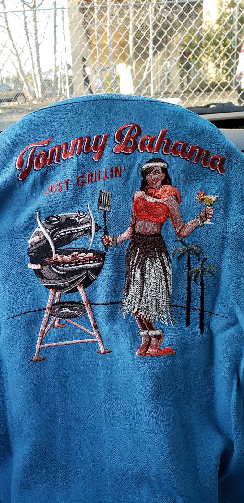 Tommy Bahama | 1720 Redwood Hwy Suite A019, Corte Madera, CA 94925 | Phone: (415) 737-0400