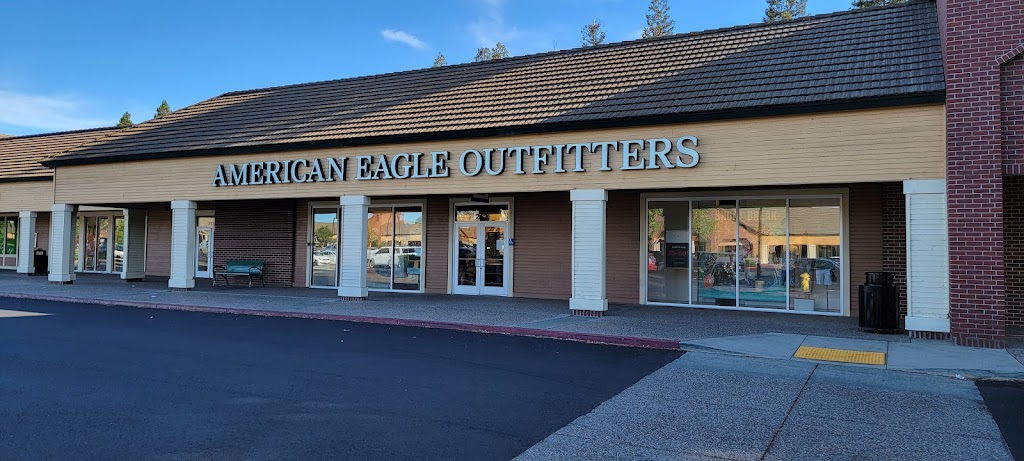 American Eagle & Aerie Outlet | 212 Nut Tree Rd, Vacaville, CA 95687 | Phone: (707) 469-1297