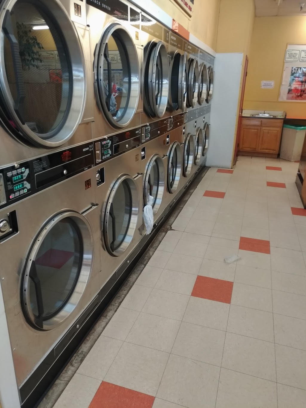 Brisbane Super Laundromat & Dry Cleaning | 160 Old County Rd, Brisbane, CA 94005 | Phone: (415) 859-9727