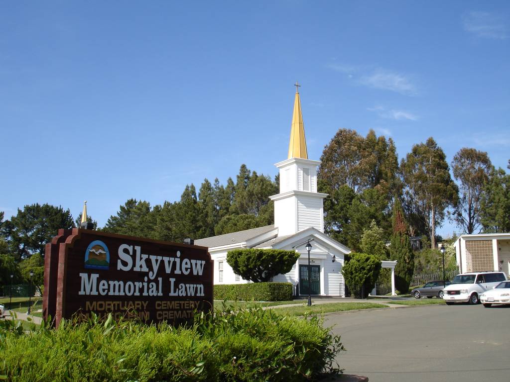 Skyview Memorial Lawn | 200 Rollingwood Dr, Vallejo, CA 94591 | Phone: (707) 644-7474