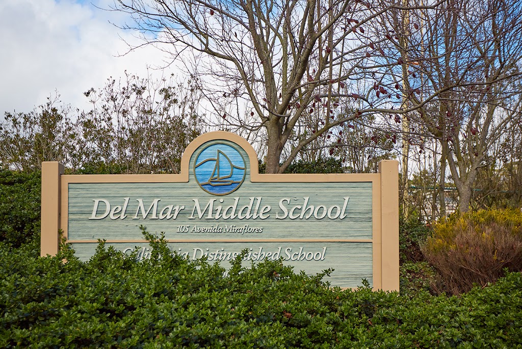 Del Mar Middle School | 105 Avenida Miraflores, Tiburon, CA 94920 | Phone: (415) 435-1468