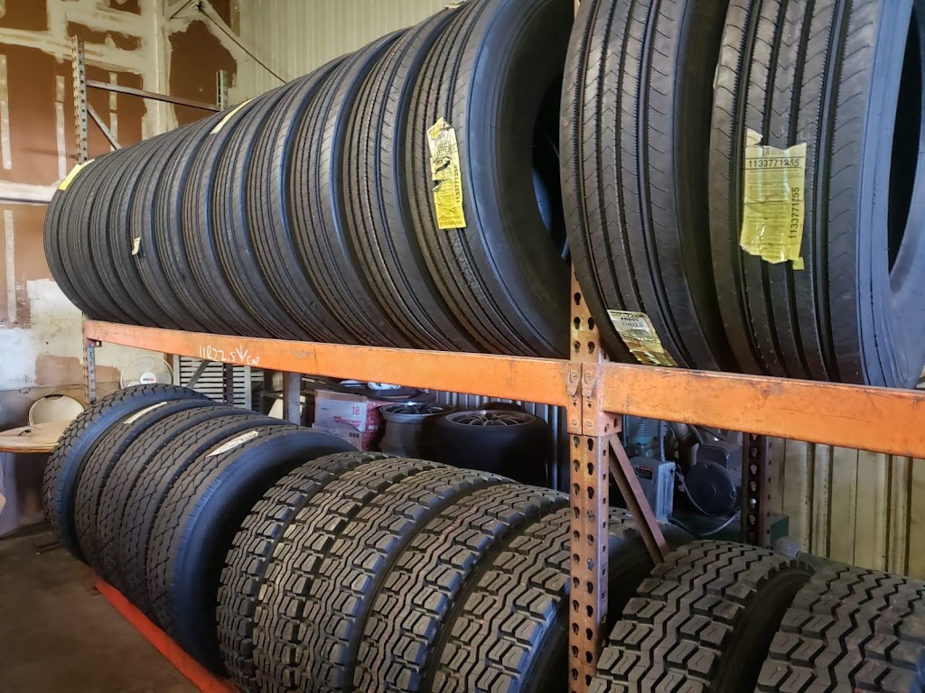AM/PM Truck Tires Services | 1565 Industrial Pkwy W, Hayward, CA 94544 | Phone: (510) 314-4077