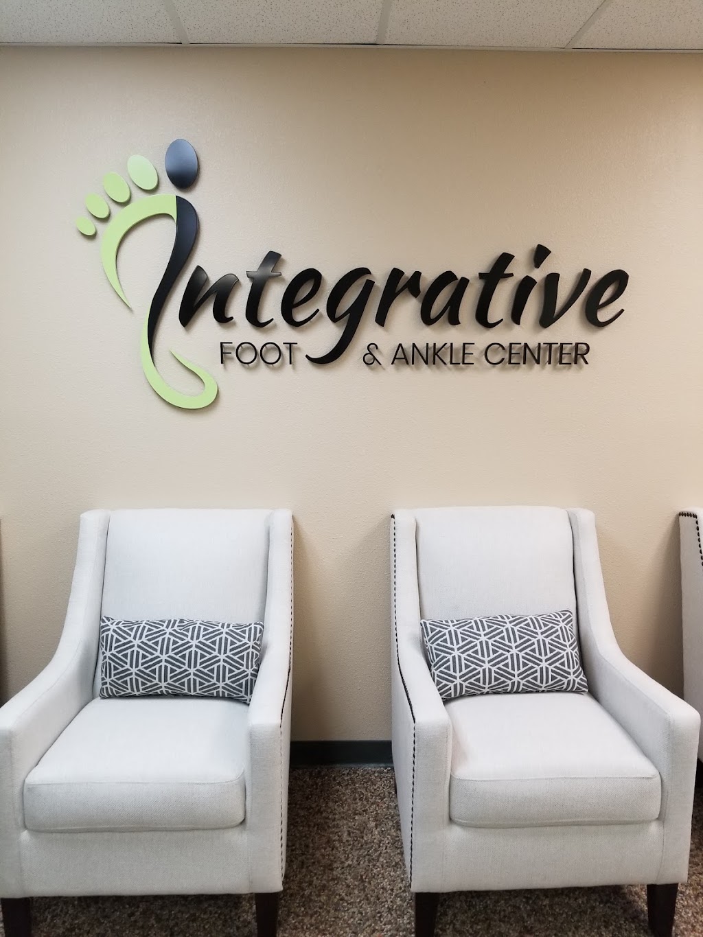 Integrative Foot and Ankle - Dr. Sarah Mina | 600 Nut Tree Rd STE 110, Vacaville, CA 95687 | Phone: (707) 241-4116