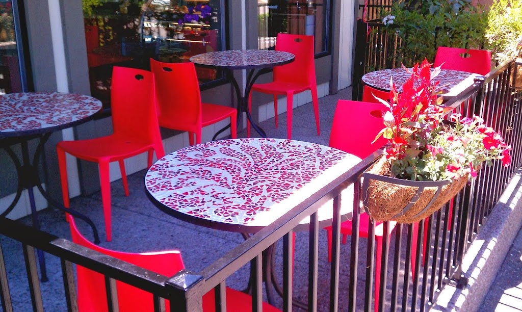 Little Red Bistro | 690 Gregory Ln #4, Pleasant Hill, CA 94523 | Phone: (925) 954-8274