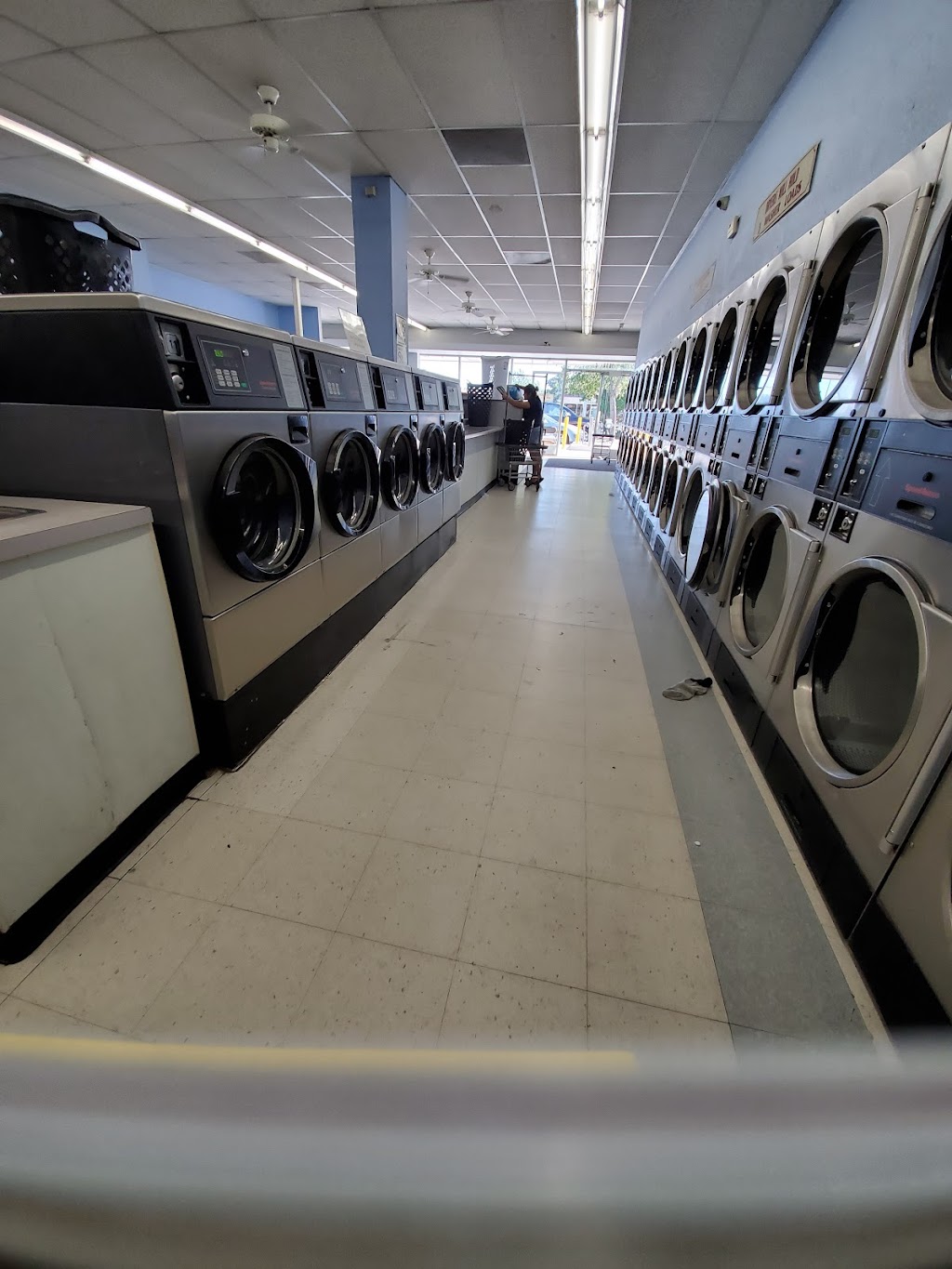 Laundry Depot | 1500 W Texas St # C, Fairfield, CA 94533 | Phone: (707) 434-9441
