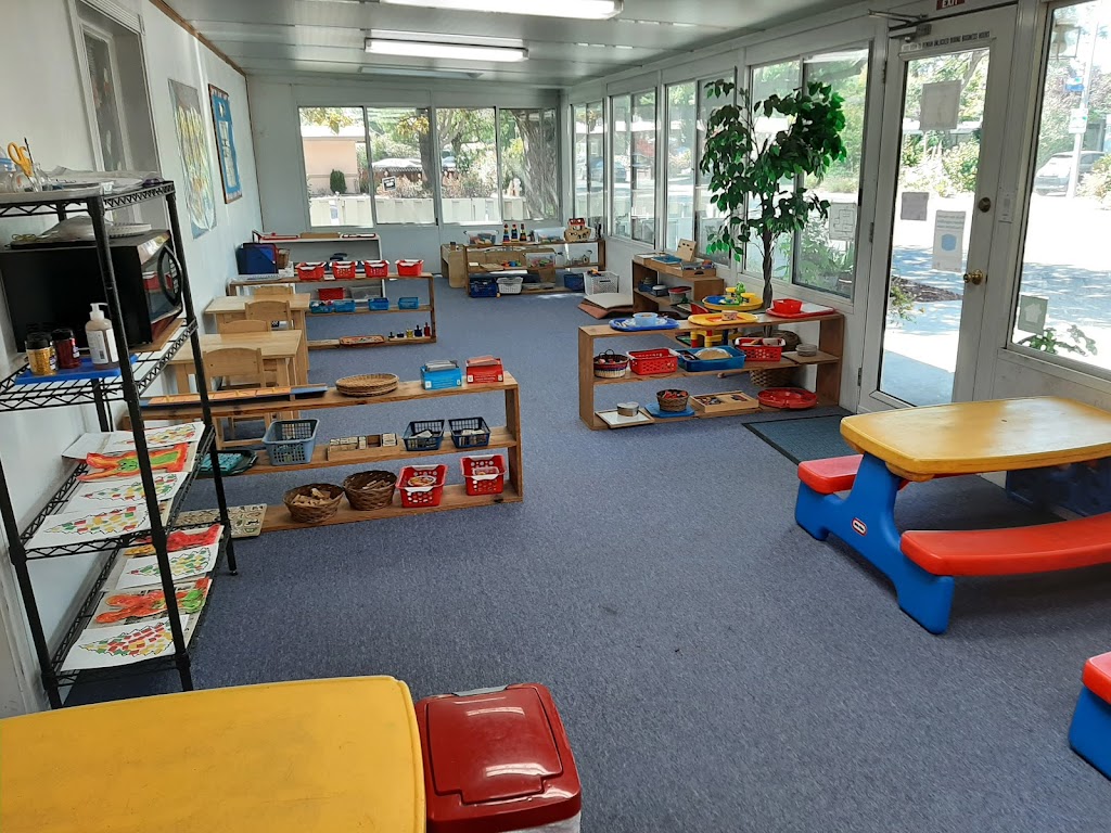 Hobbledehoy Montessori Preschool | 2321 Jane Ln, Mountain View, CA 94043 | Phone: (650) 968-1155