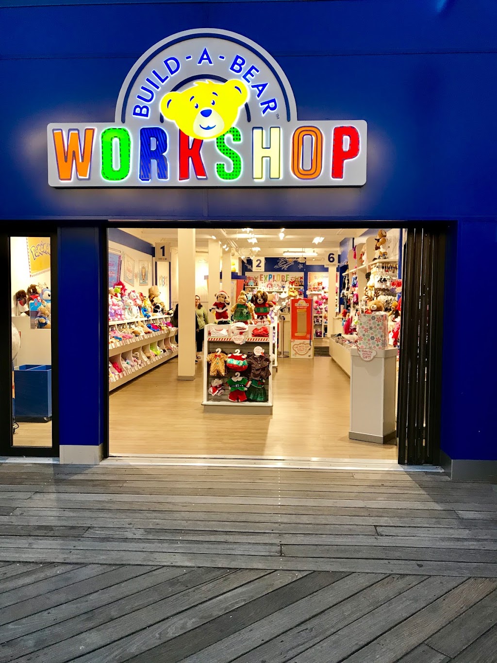 Build-A-Bear Workshop | Pier 39, #146, San Francisco, CA 94133 | Phone: (628) 444-7254