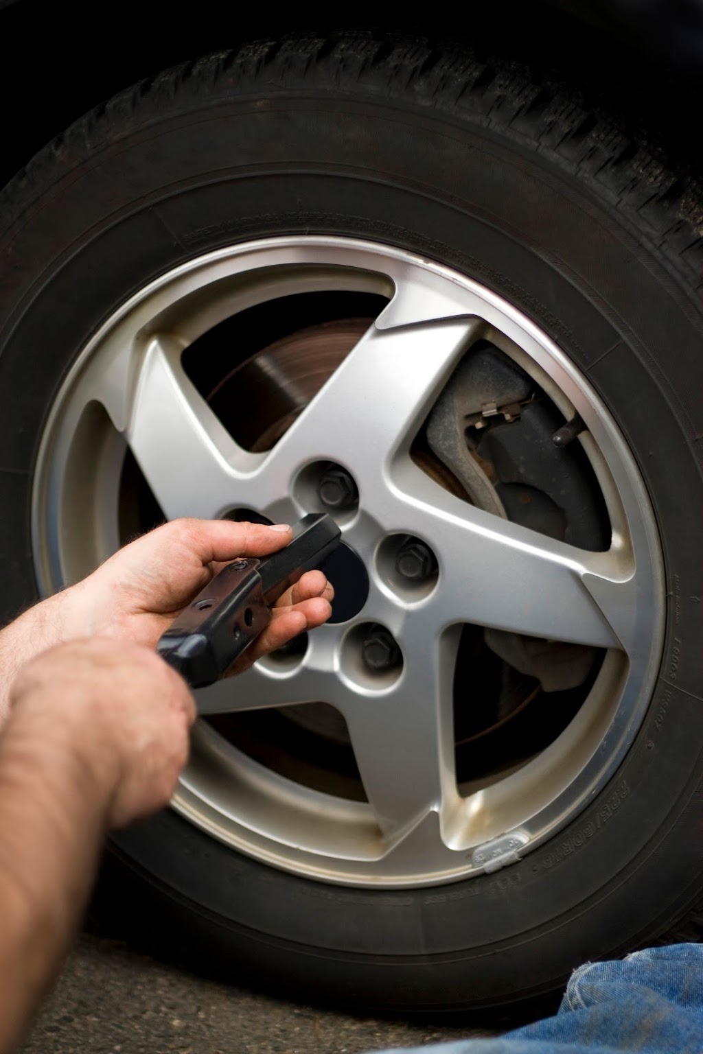 Ross Tire and Automotive | 741 Auzerais Ave, San Jose, CA 95126 | Phone: (408) 295-4540