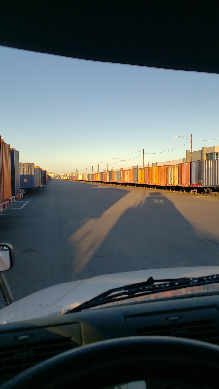 Shippers Transport Express | 2441 W 14th St, Oakland, CA 94607 | Phone: (510) 836-8781