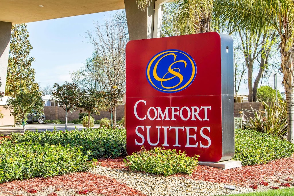 Comfort Suites Vacaville - Napa Valley | 191 Lawrence Dr, Vacaville, CA 95687 | Phone: (707) 446-3000