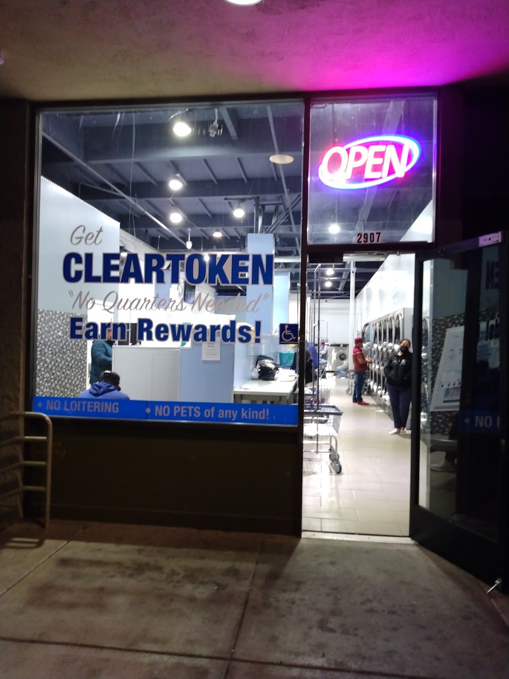 Speed Clean Laundry | 2907 Railroad Ave, Pittsburg, CA 94565 | Phone: (925) 529-1121