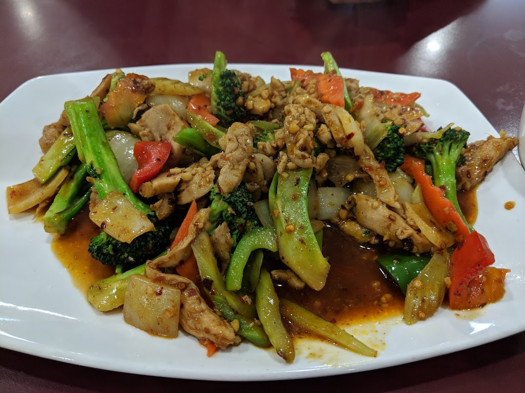 LV Phở | Vietnamese & Chinese Restaurant | 2621 Springs Rd, Vallejo, CA 94591 | Phone: (707) 561-0070