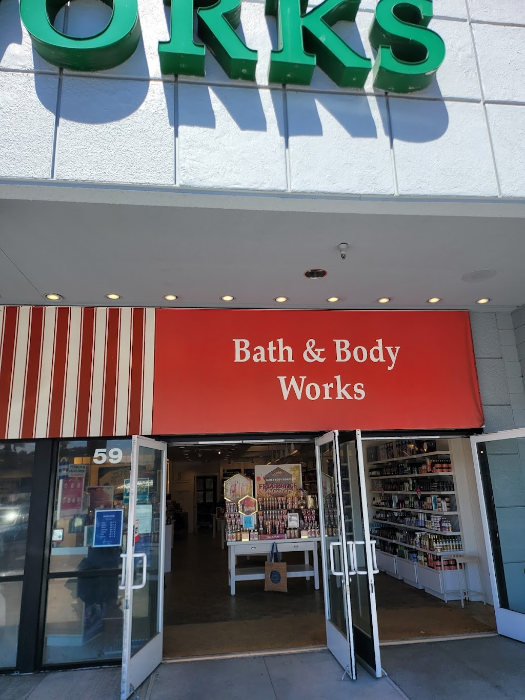Bath & Body Works | 59 Colma Blvd, Colma, CA 94014 | Phone: (650) 755-8390