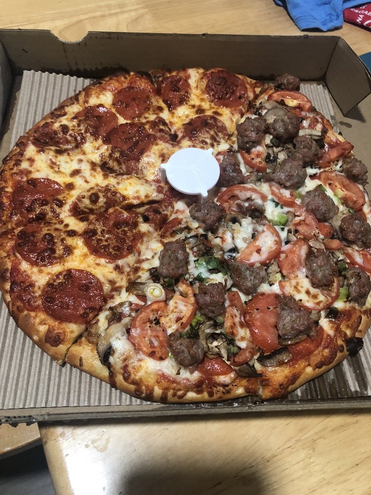 Fast Pizza Delivery | 860 Willow St, San Jose, CA 95125 | Phone: (408) 295-1082