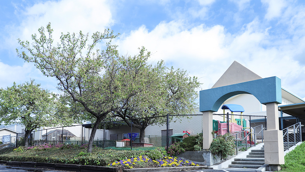 Calaveras Montessori School of Silicon Valley | 1331 E Calaveras Blvd, Milpitas, CA 95035 | Phone: (408) 945-1331