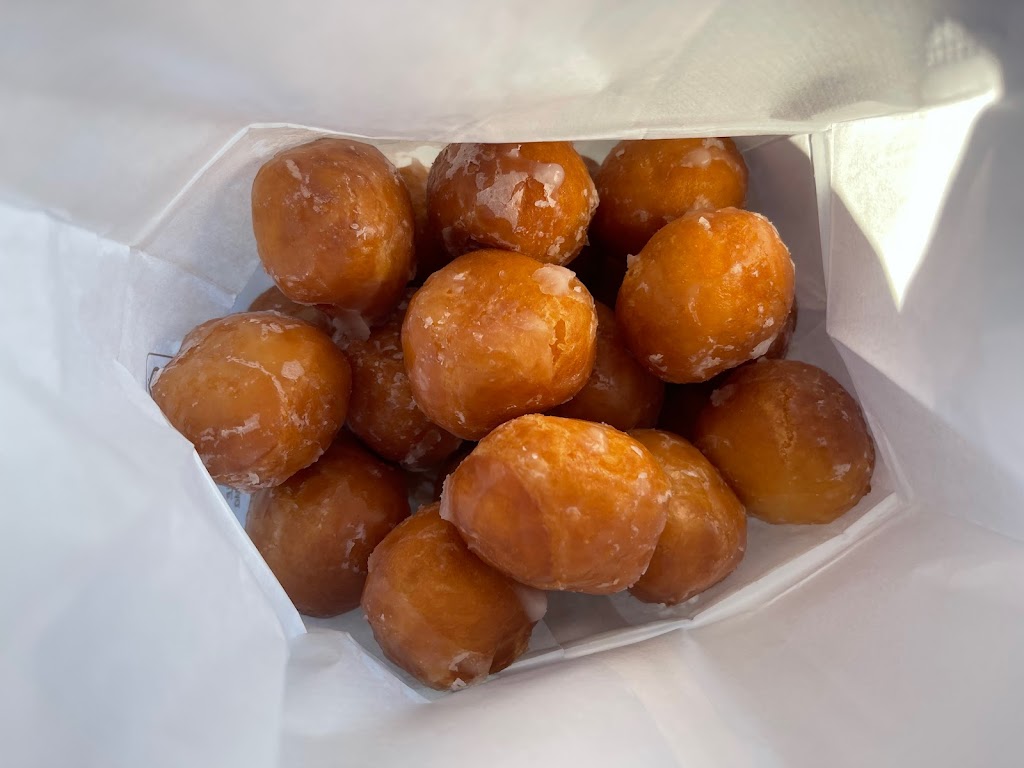 The Original Royal Donut | 1090 North Ln, Burlingame, CA 94010 | Phone: (650) 344-7854