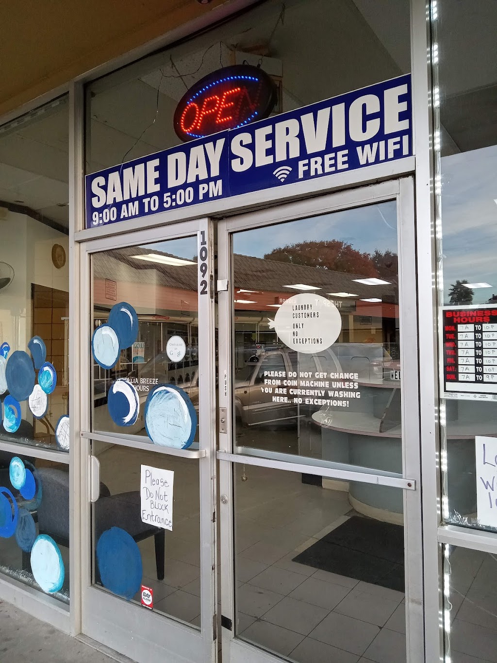 Delta Breeze Laundromat and Wash & Fold | 1092 Sycamore Dr, Antioch, CA 94509 | Phone: (925) 238-1735