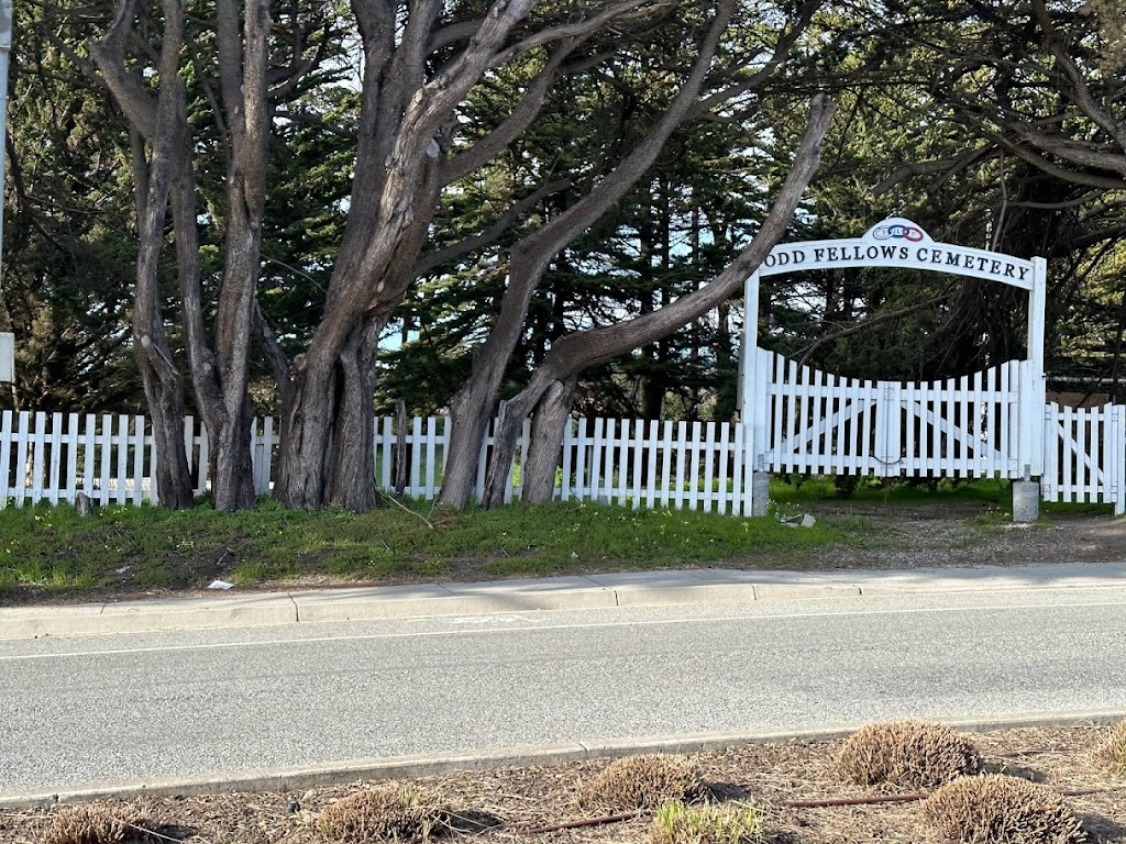 Independent Order of Odd Fellows Cemetery | CA-92 Box 712, Half Moon Bay, CA 94019 | Phone: (650) 712-0718