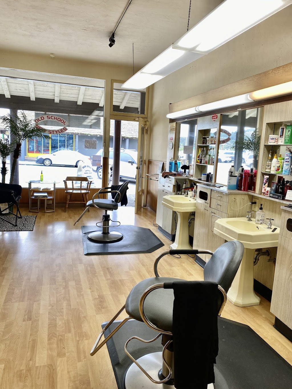 Coastside Barber And Salon | 69 Bill Drake Way, Pacifica, CA 94044 | Phone: (650) 355-9954