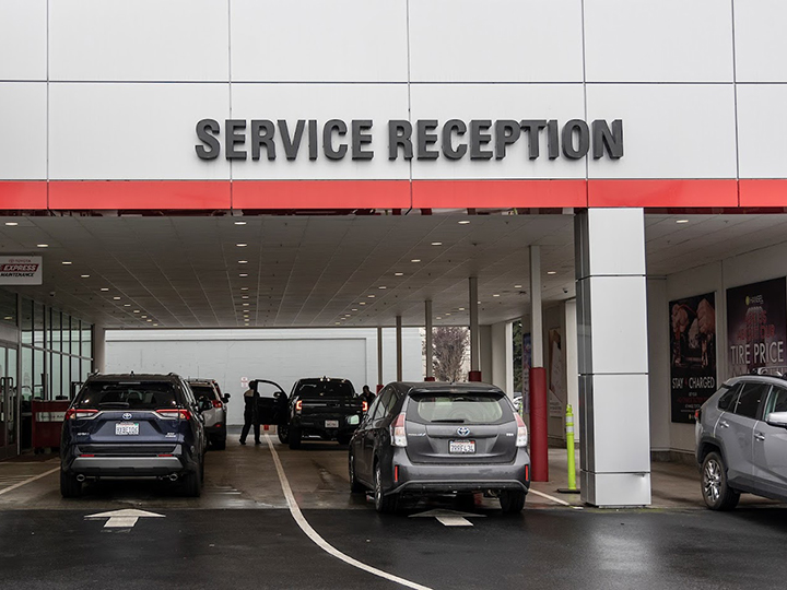 Toyota Service Center | 1125 Auto Center Dr, Petaluma, CA 94952 | Phone: (707) 206-7978