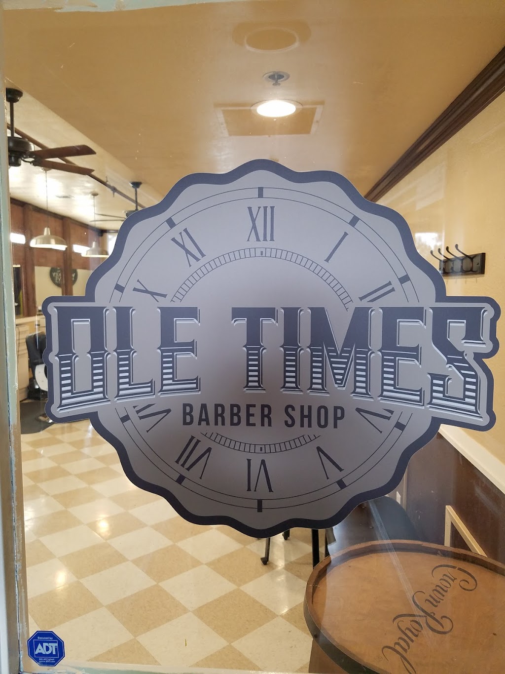 Ole Times Barber Shop | 8571 Gravenstein Hwy, Cotati, CA 94931 | Phone: (707) 242-3323