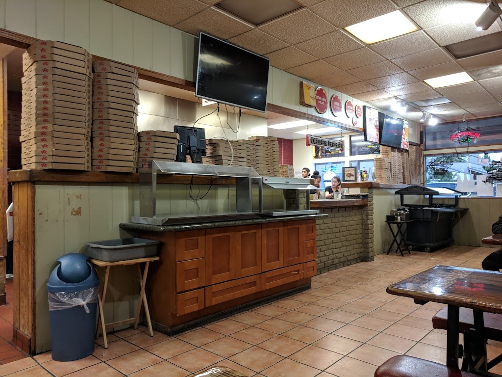 Round Table Pizza | 430 S Norfolk St, San Mateo, CA 94401 | Phone: (650) 375-1300