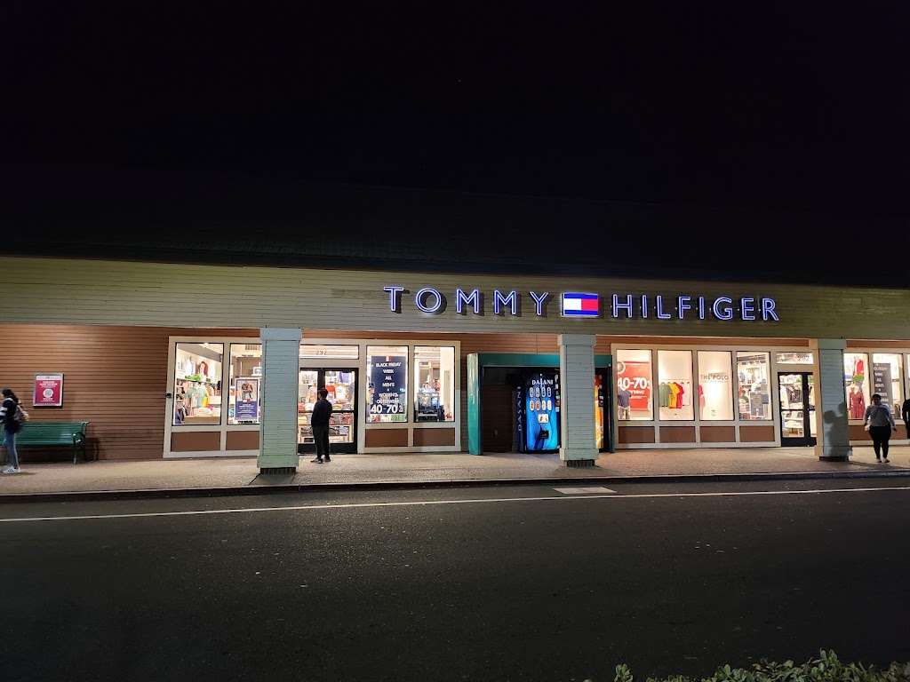 Tommy Hilfiger | 292 Nut Tree Rd, Vacaville, CA 95687 | Phone: (707) 446-1843