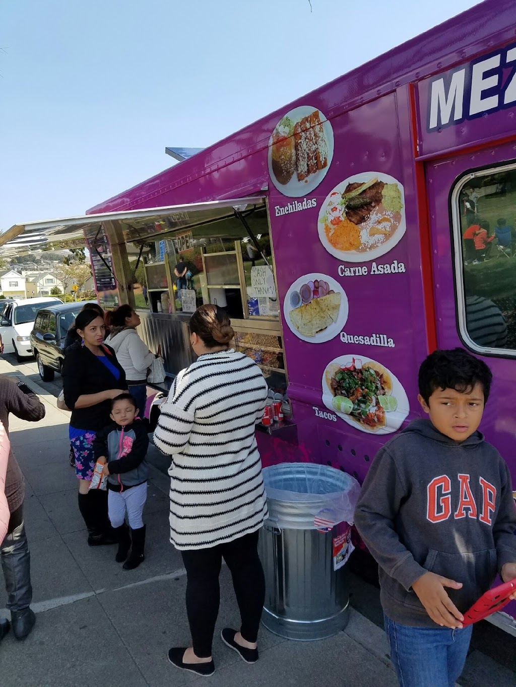 Tacos Juanitas Estilo Mezcala | 925 El Camino Real, South San Francisco, CA 94080 | Phone: (650) 834-0570