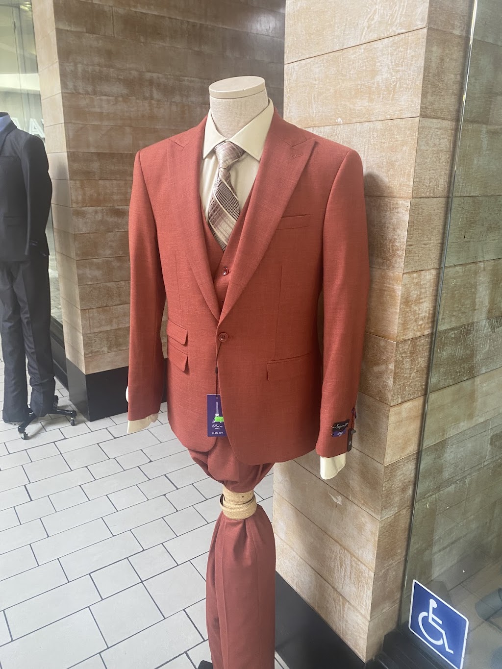 FT-SUITS | 2550 Somersville Rd, Antioch, CA 94509 | Phone: (925) 754-1462