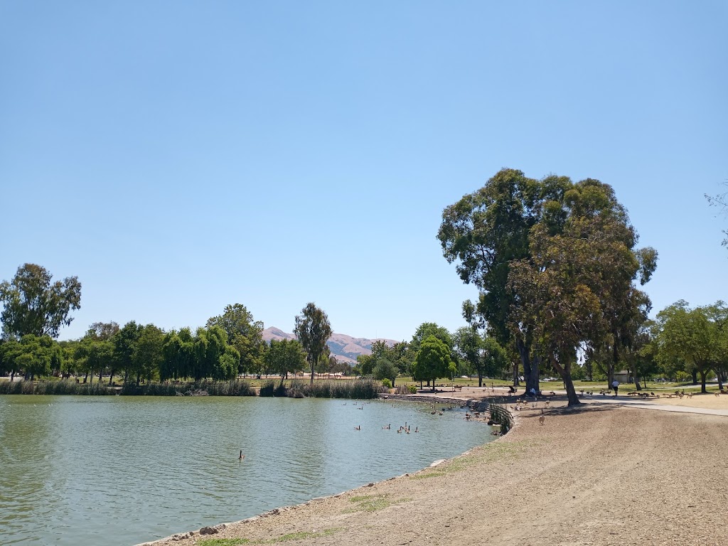Rancho Arroyo Park | Montecito Dr, Fremont, CA 94536 | Phone: (510) 494-4300