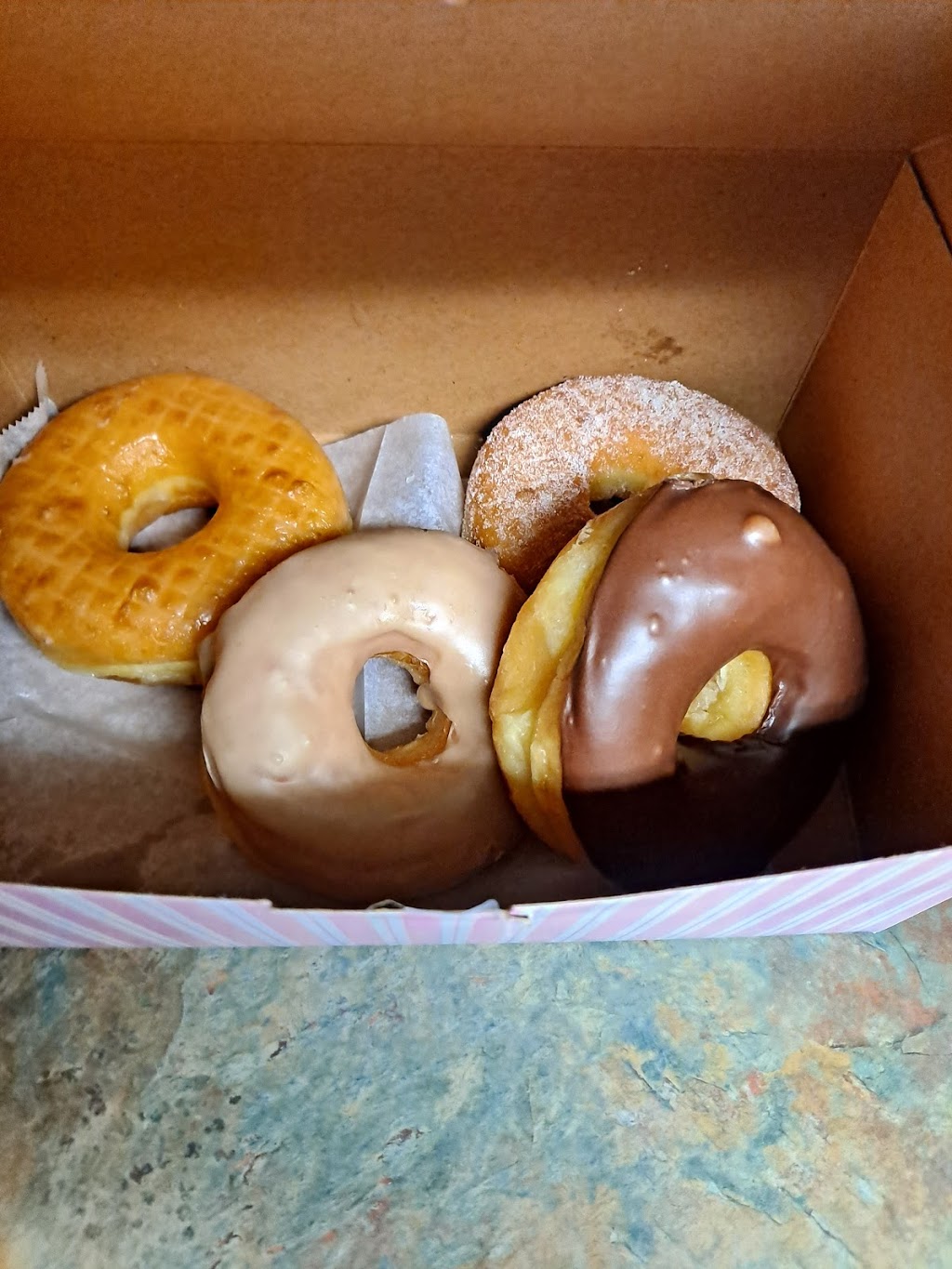 Great Donuts | 115 Alamo Plaza B, Alamo, CA 94507 | Phone: (925) 837-7731