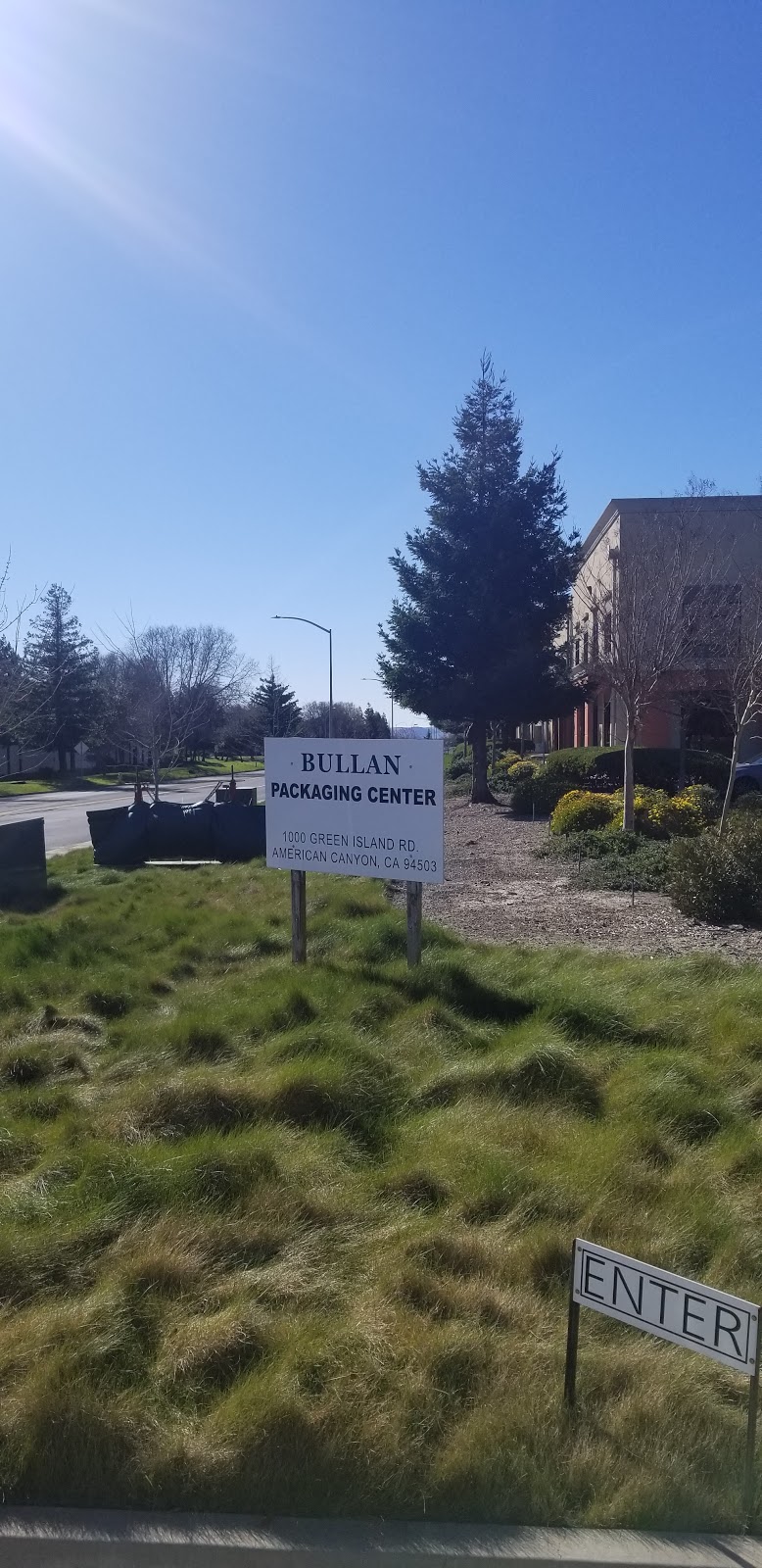 Bullan Packaging center | 1000 Green Island Rd, American Canyon, CA 94503 | Phone: (707) 917-4161