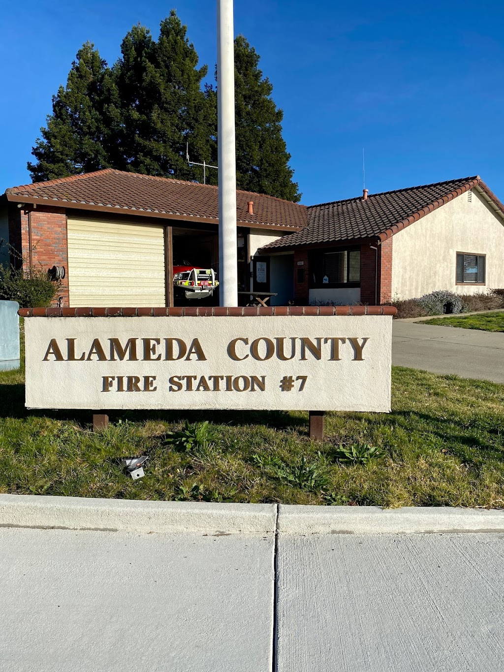 Alameda County Fire Station 7 | 6901 Villareal Dr, Castro Valley, CA 94552 | Phone: (925) 833-3473