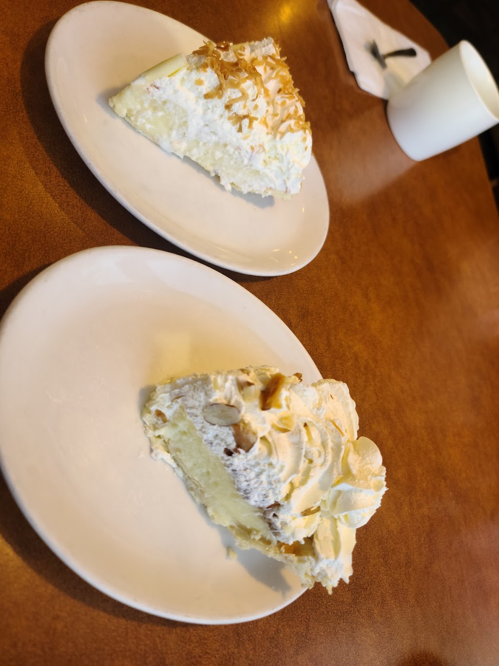 Sharis Cafe and Pies | 2010 Rollingwood Dr, San Bruno, CA 94066 | Phone: (650) 589-4819