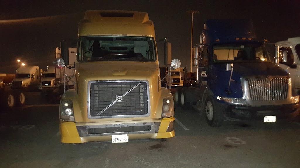 A&L trucking | 2785 16th St apt A, San Pablo, CA 94806 | Phone: (510) 253-5871