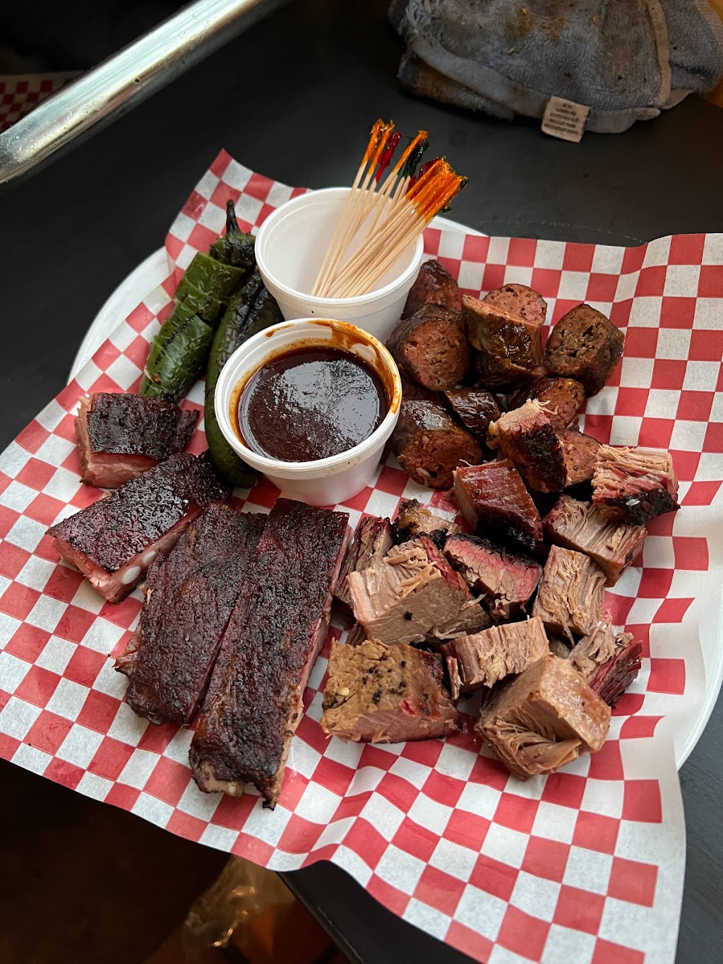 Tommys BBQ Company | 1414 Harbour Way S Ste 4000, Richmond, CA 94804 | Phone: (510) 860-7894