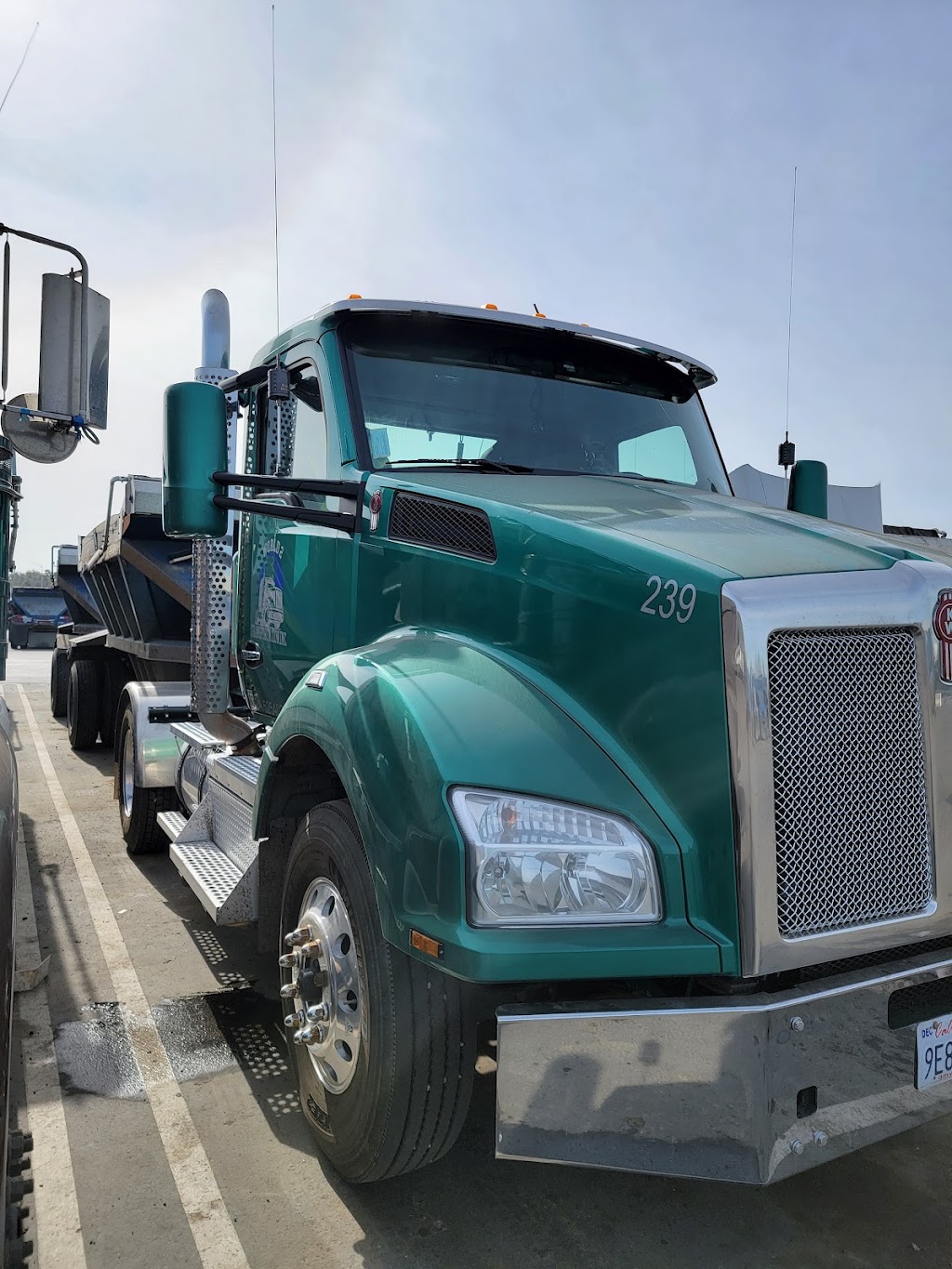 Mag Trucking | 3500 Enterprise Ave, Hayward, CA 94545 | Phone: (510) 782-8801