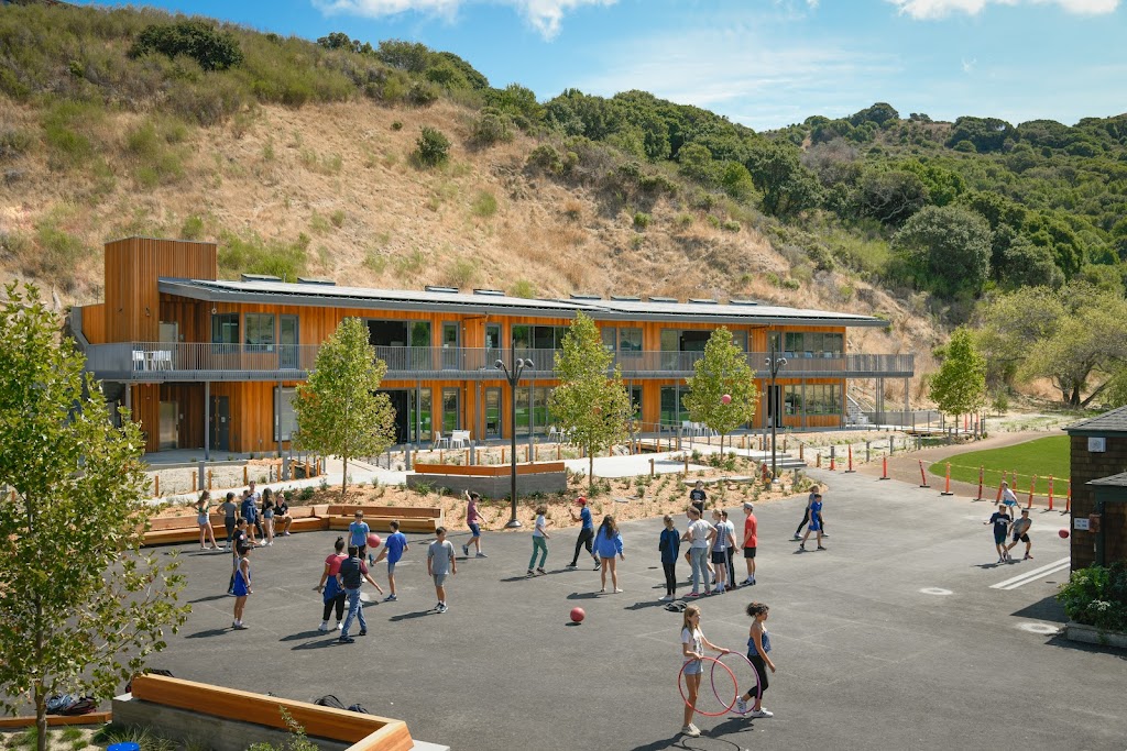 Marin Country Day School | 5221 Paradise Dr, Corte Madera, CA 94925 | Phone: (415) 927-5900