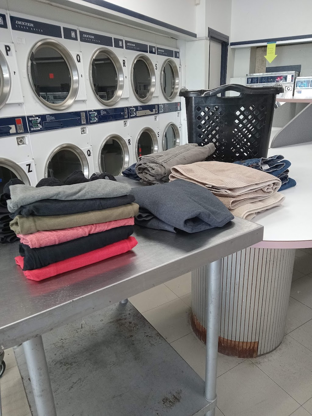 Delta Breeze Laundromat and Wash & Fold | 1092 Sycamore Dr, Antioch, CA 94509 | Phone: (925) 238-1735