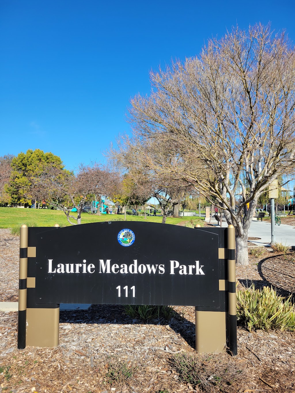 Laurie Meadows Park | 111 Laurie Meadows Dr, San Mateo, CA 94403 | Phone: (650) 522-7434